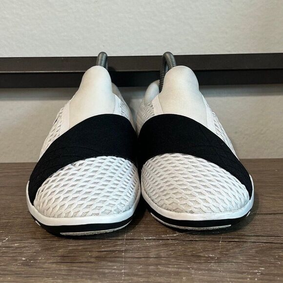 Nike Free Connect Women’s Athletic Running Shoes Size 6.5 White - Picture 2 of 9